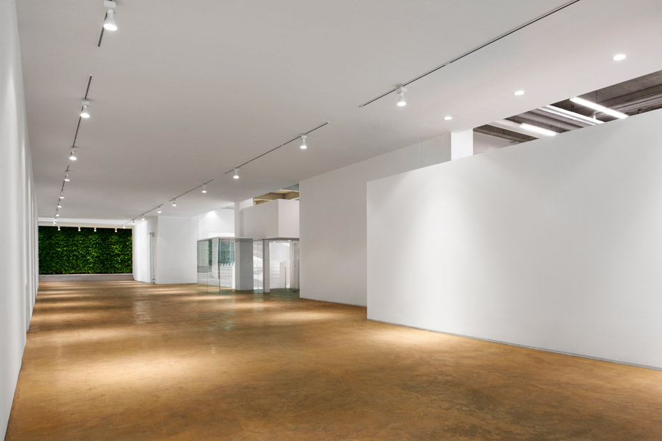 daxing factory conversion nie yong + yoshimasa tsutsumi of tsutsumi & associates