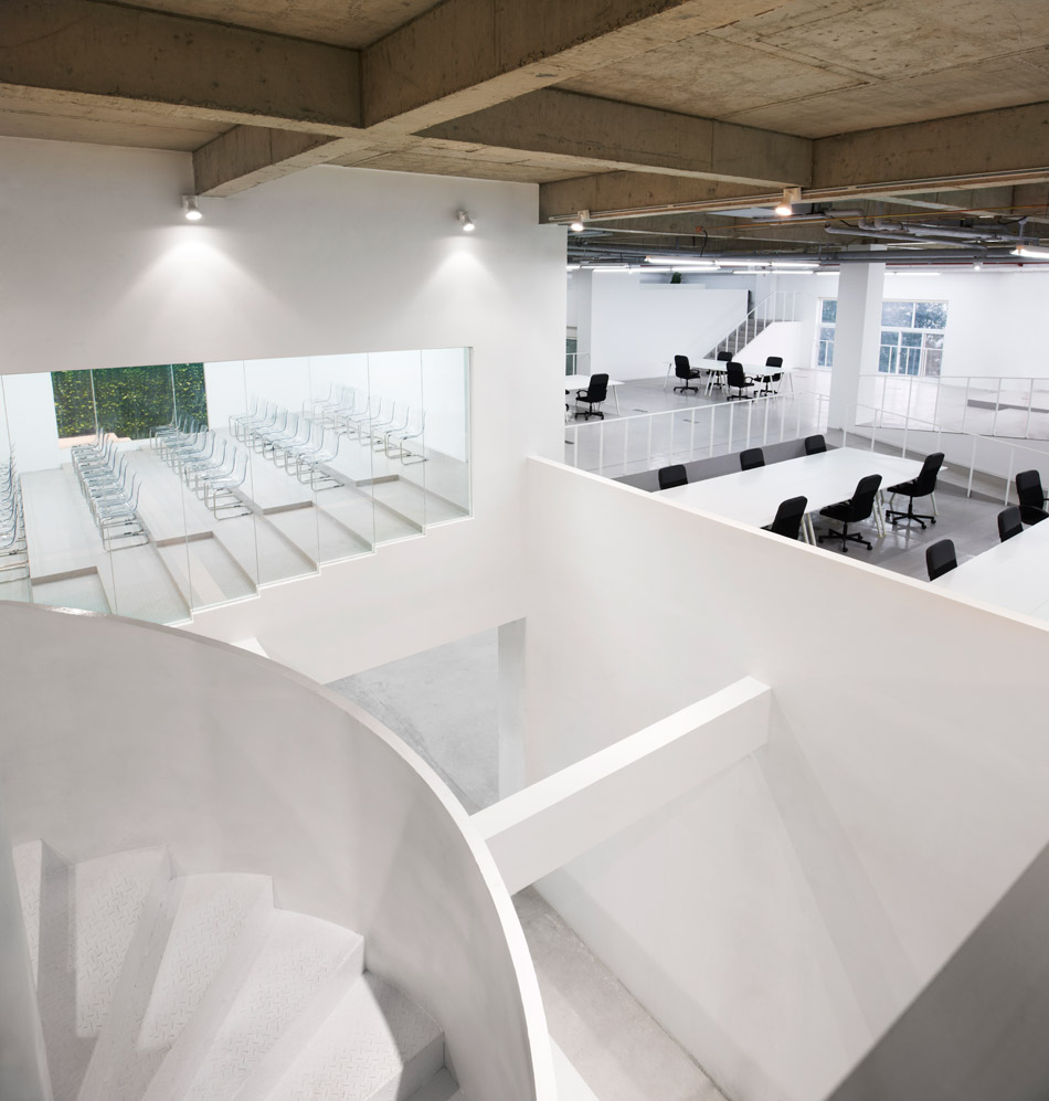 daxing factory conversion nie yong + yoshimasa tsutsumi of tsutsumi & associates