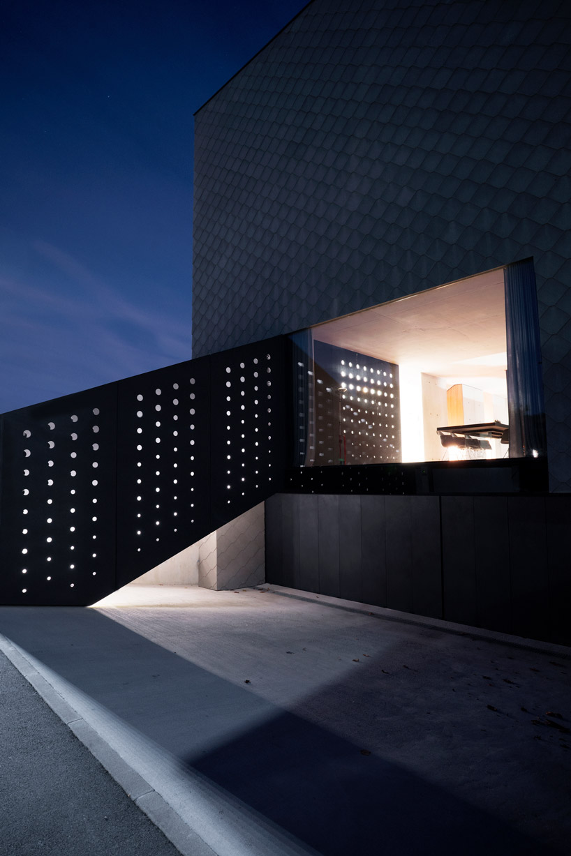 ofis-architects-house-portico-ljubljana-slovenia-designboom-6
