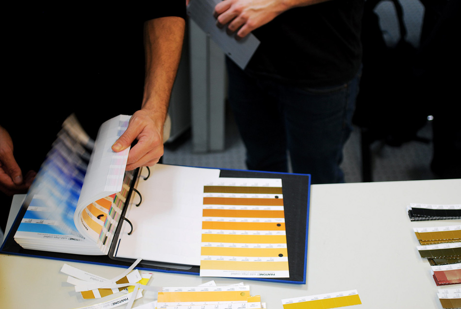 ogilvyone: pantone paper pixels