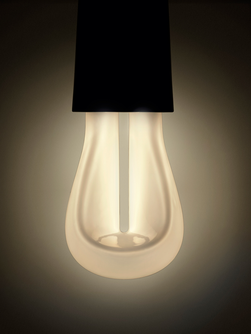 plumen 002 light bulb by hulger