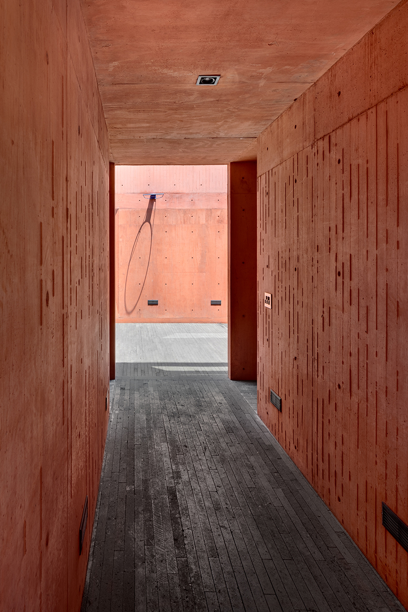 rafael-gamo-casa-CVC-mexico-designboom-018