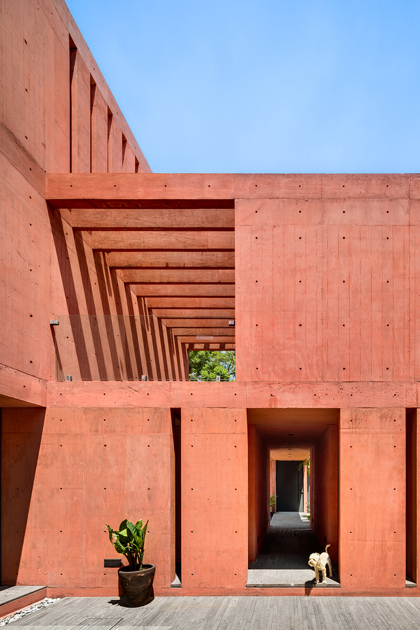 rafael-gamo-casa-CVC-mexico-designboom-019