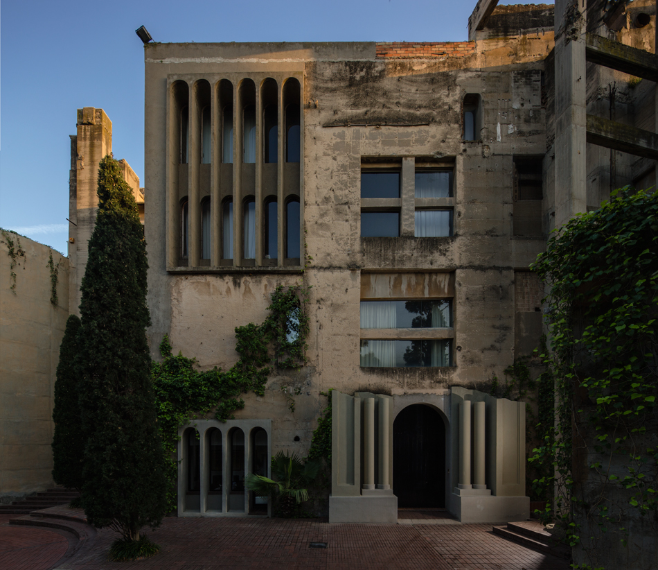 La fabrica - ricardo bofill's time capsule factory renovation