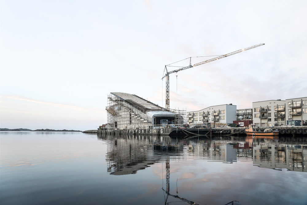 snohetta-underwater-restaurant-norway-under-designboom