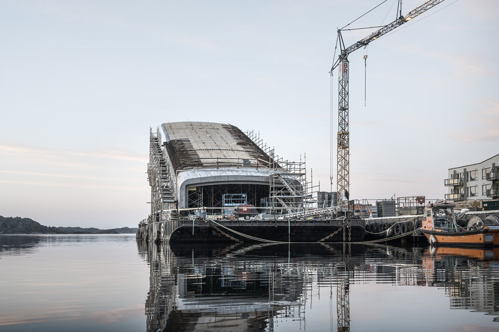 snohetta-underwater-restaurant-norway-under-designboom