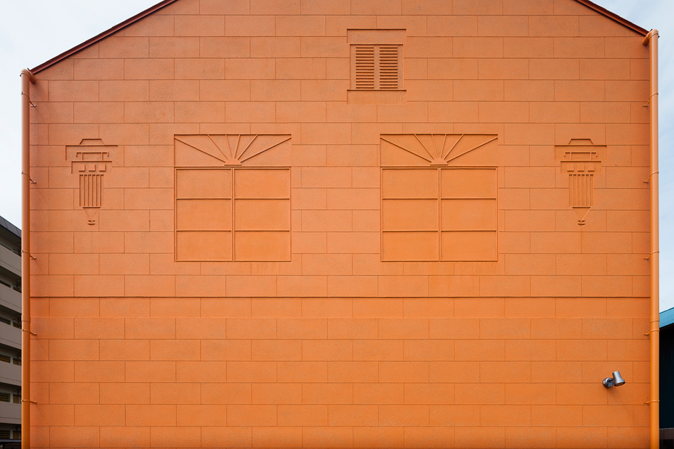 taku sakaushi OFDA associates orange pine gallery designboom