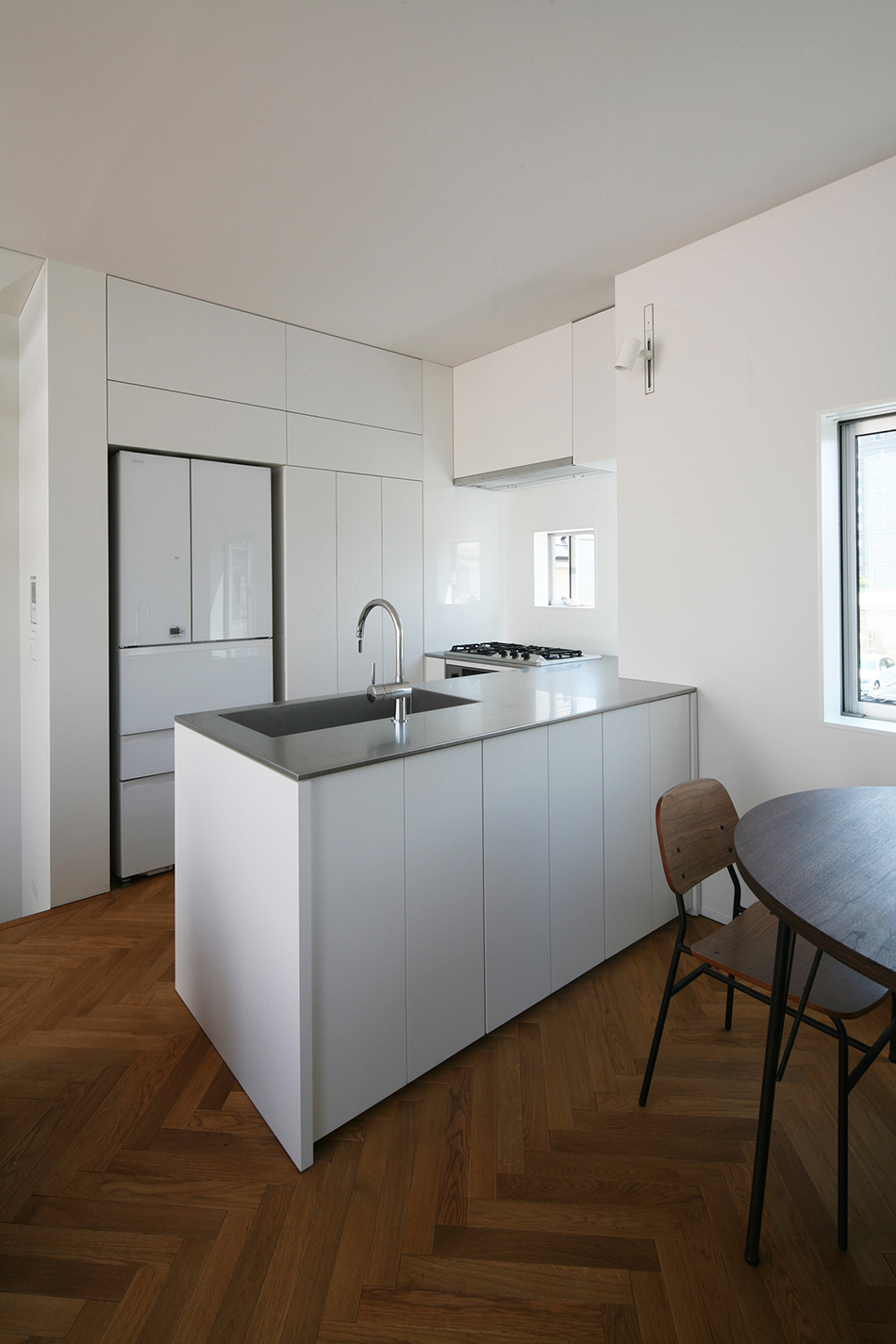 takuro yamamoto architects little house with a big terrace tokyo japan designboom