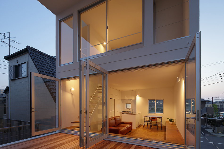 takuro yamamoto architects little house with a big terrace tokyo japan designboom