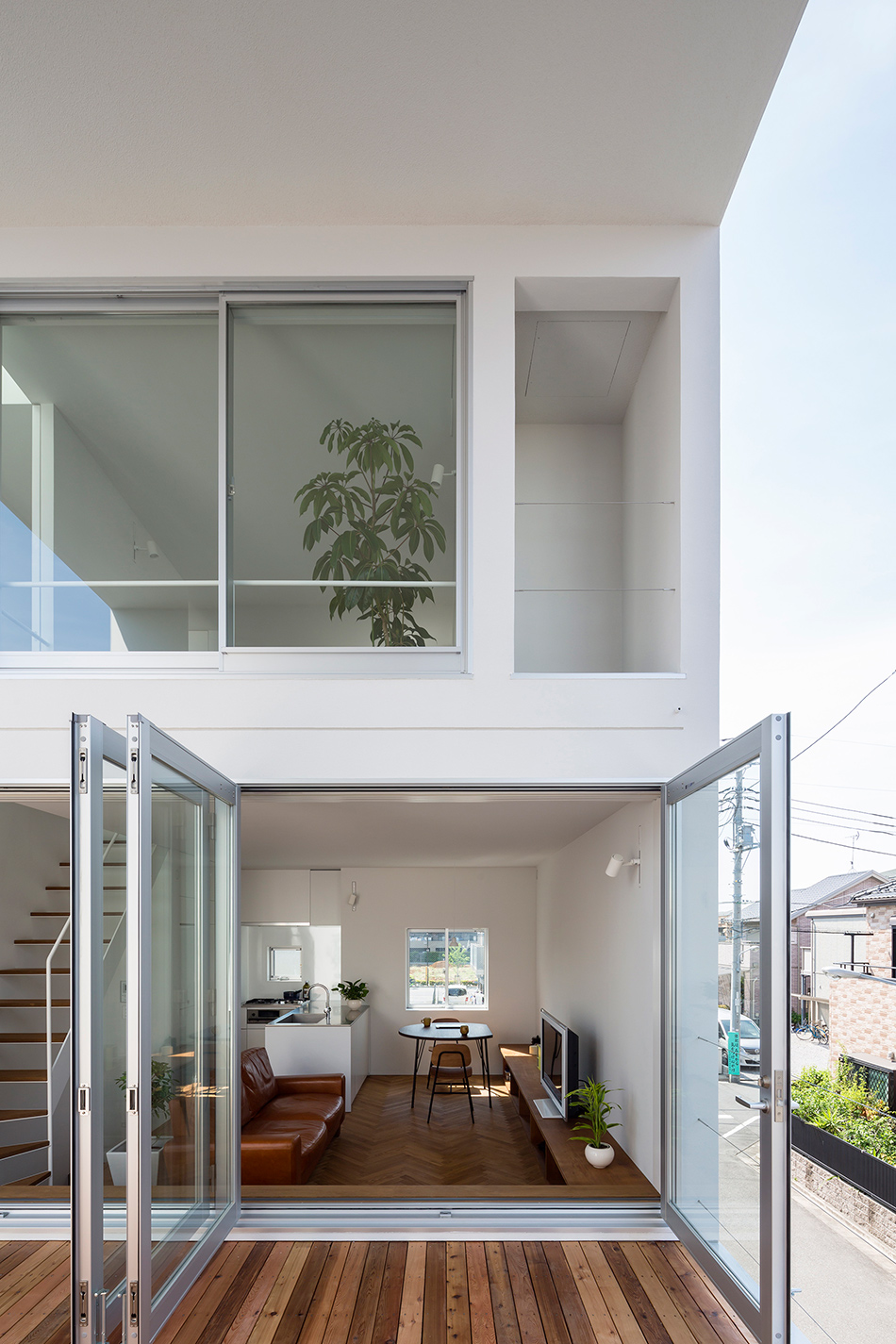 takuro yamamoto architects little house with a big terrace tokyo japan designboom