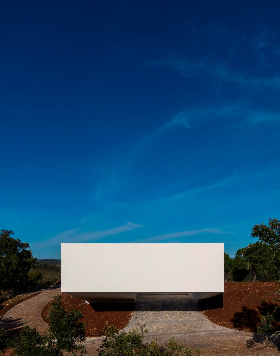 vitor vilhena casa messines house algarve portugal designboom