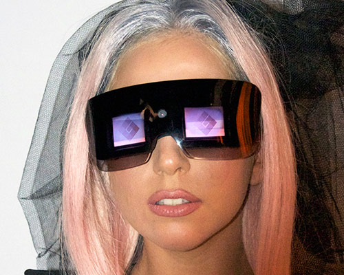 CES 2011: grey label by lady gaga + polaroid