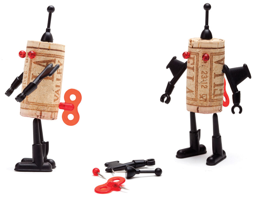 DIY-cork-stopper-robots-monkey-business-designboom-shop-04