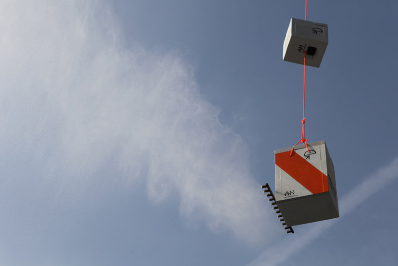 Designer Creates Artificial Cloud that Lets Travelers Float Among Real  Clouds - Environment - InfoNIAC - Latest Inventions