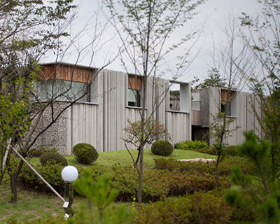 BCHO architects exposes the potential of concrete