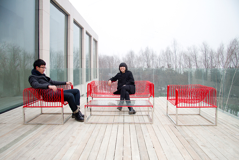 mesh sofa by people's industrial design office