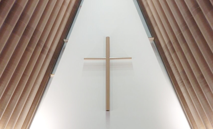 shigeru ban cardboard cathedral in christchurch opens to the public - 5