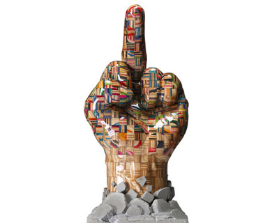 haroshi's middle finger trophy for battle at the berrics 