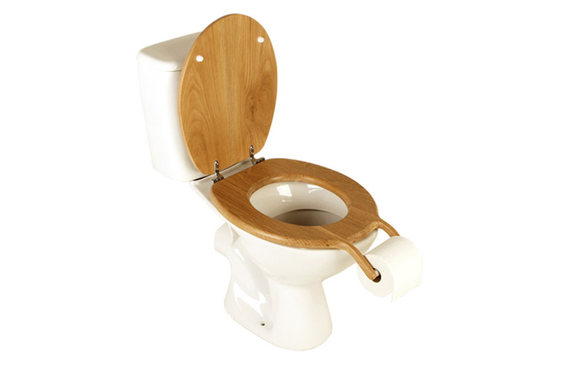 henry franks: toilet seat roll holder bog standard: a surprising toilet seat roll holder by henry franks - 4
