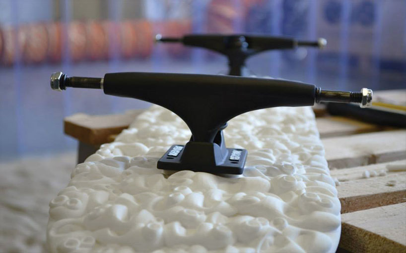 world's first 3d printed twin tip skateboard