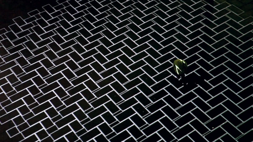 time tiling video projections by pablo valbuena time tiling video projections by pablo valbuena - 3