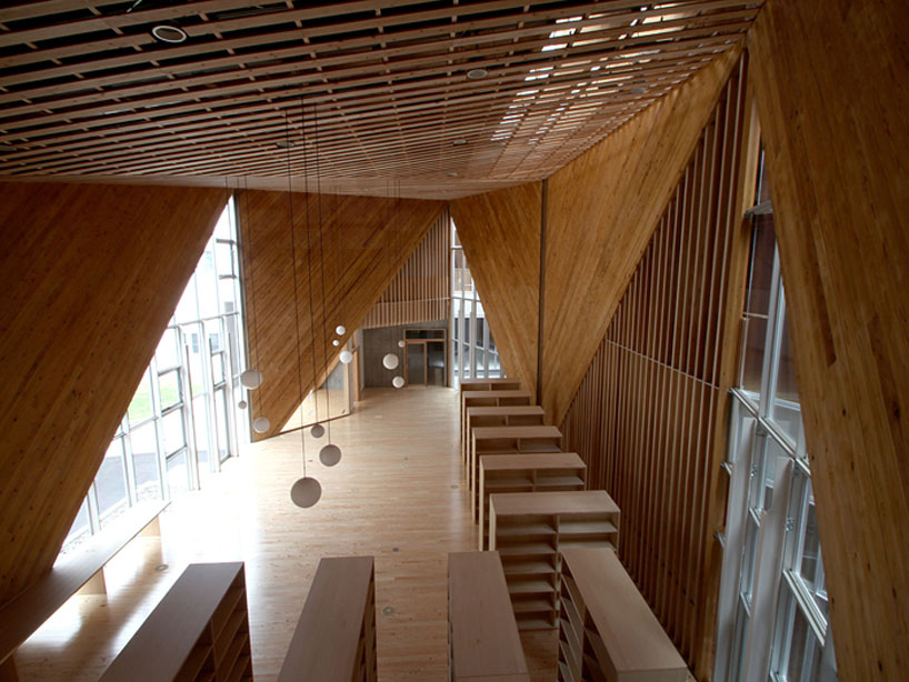 triangles soar at kuma technical high school by workstation