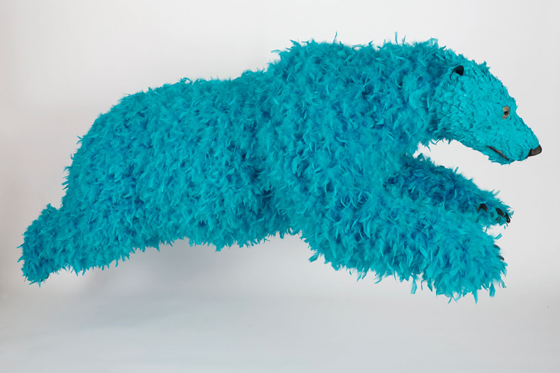 paola pivi's colorfully feathered bears inhabit galerie perrotin paola pivi's colorfully feathered bears inhabit galerie perrotin - 3