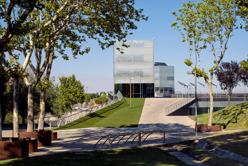 mtm arquitectos plaza major designboom MTM arquitectos construct plaza major at UAM, madrid - 2