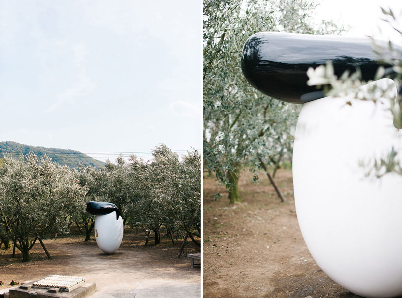 Hisakazu shimizu creates sculpture with a pompadour hairstyle Hisakazu shimizu creates sculpture with a pompadour hairstyle