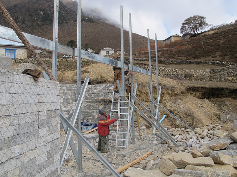 khumbu_db_01 the khumbu climbing school emerges from the base of mt everest - 14