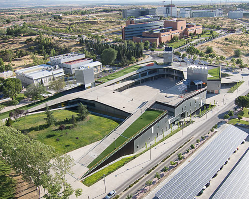 MTM arquitectos construct plaza major at UAM, madrid