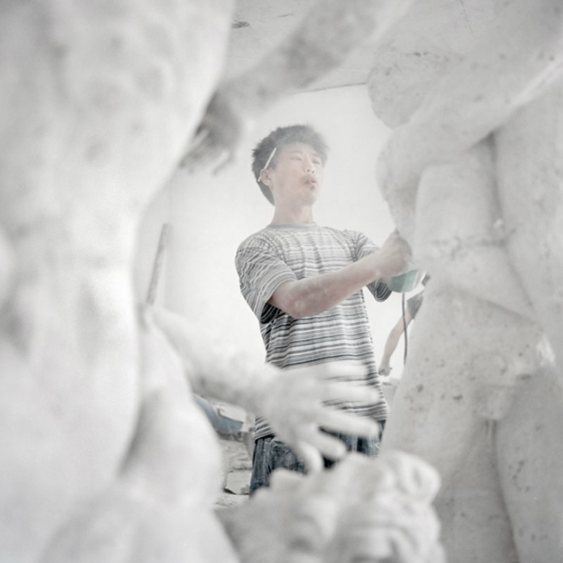 chiara goia sculptors village chiara goia captures chinese artists reproducing sculptures - 4