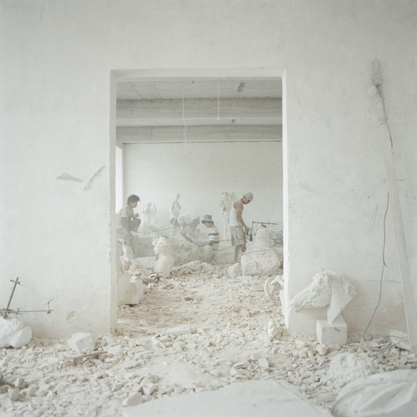 chiara goia sculptors village chiara goia captures chinese artists reproducing sculptures - 2