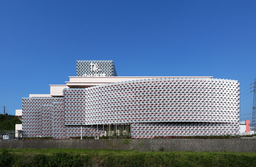 kukankobo yosyakozo architects office N clinic designboom