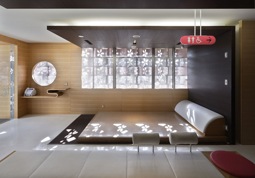 kukankobo yosyakozo architects office N clinic designboom
