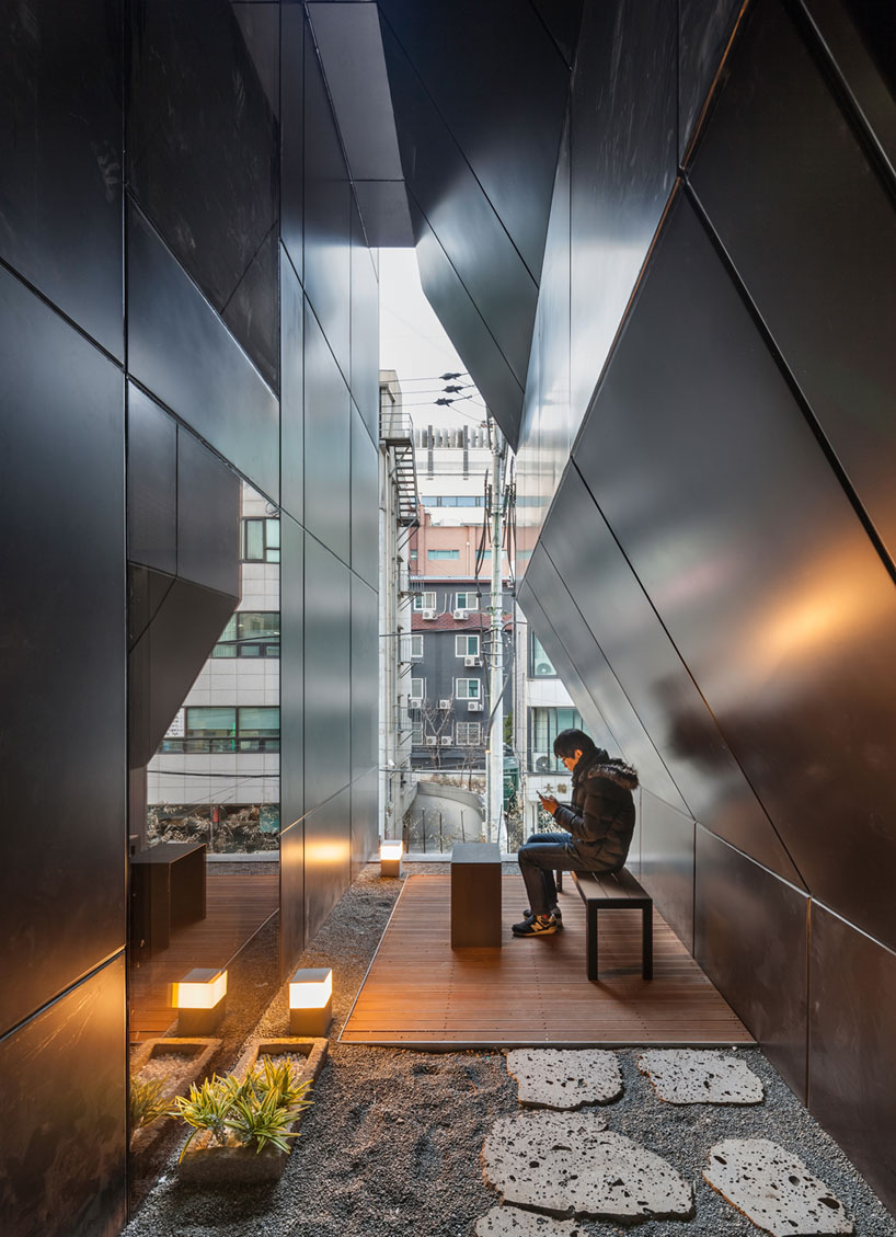 mass-studies-stocky-bundle-matrix-EG-designboom-07