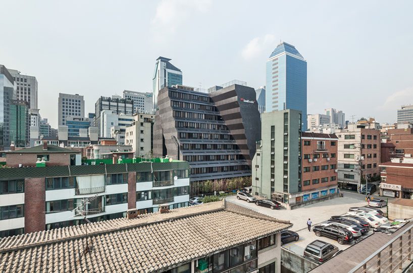 mass-studies-stocky-bundle-matrix-EG-designboom-09