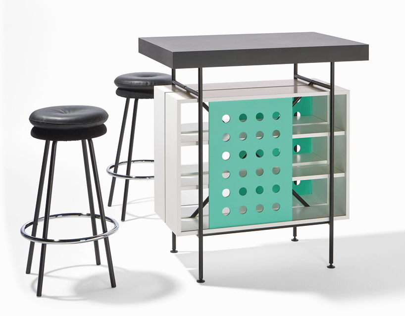 richard-lampert-island-installation-at-IMM-cologne-designboom09