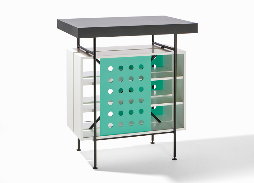 richard lampert island installation at IMM cologne