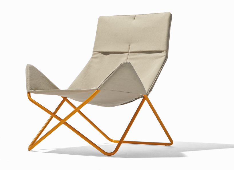 richard lampert island installation at IMM cologne