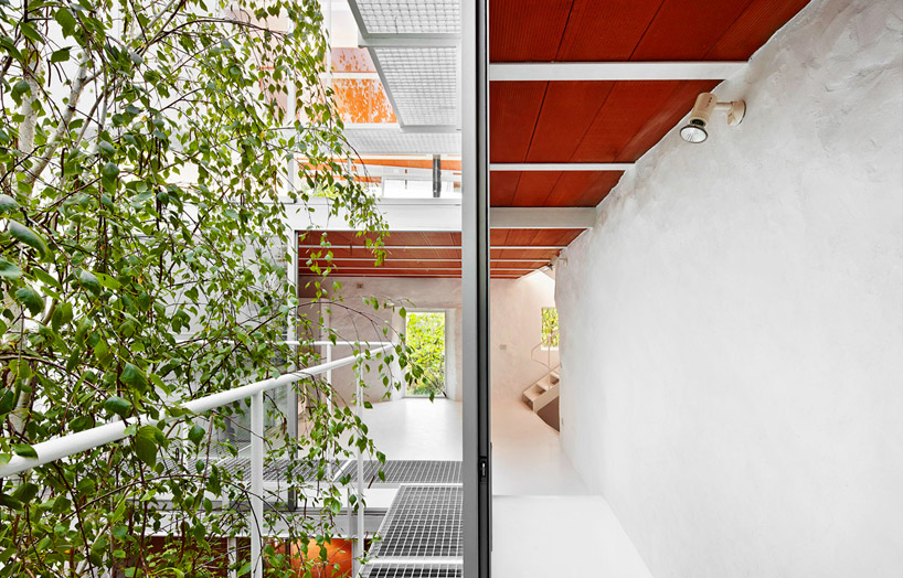cevisama-arquitectura-g-casa-luz-tile-of-spain-awards-valencia-designboom-07