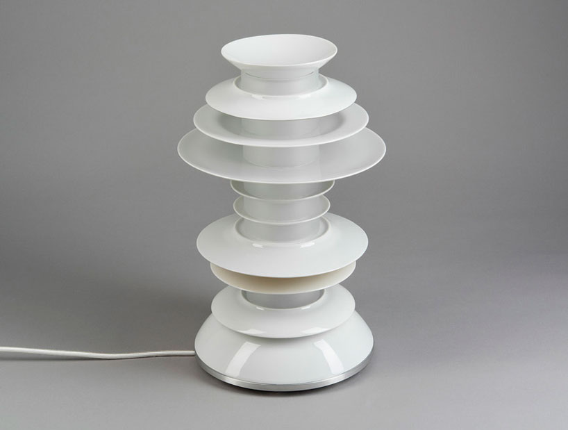 hanna-kruger-designs-assemblages-of-porcelain-for-rosenthal-designboom06