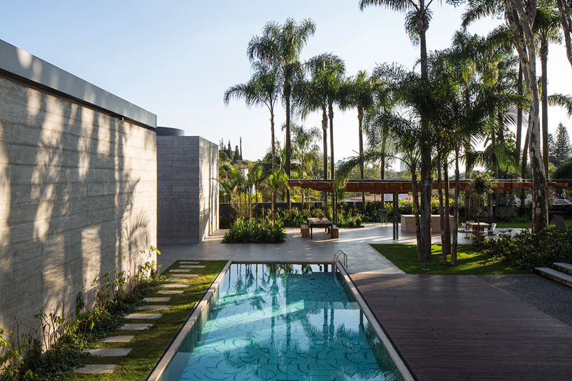 metro arquitetos associados pavilion in sao paulo designboom