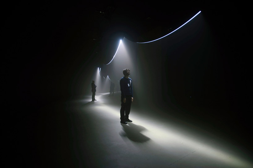 united-visual-artists-momentum-barbican-designboom-05