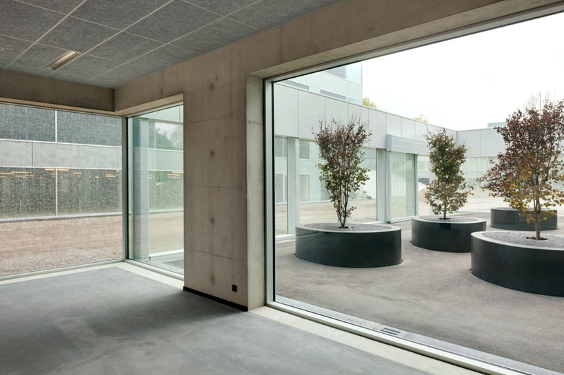 wiel arets architects campus hoogvliet designboom