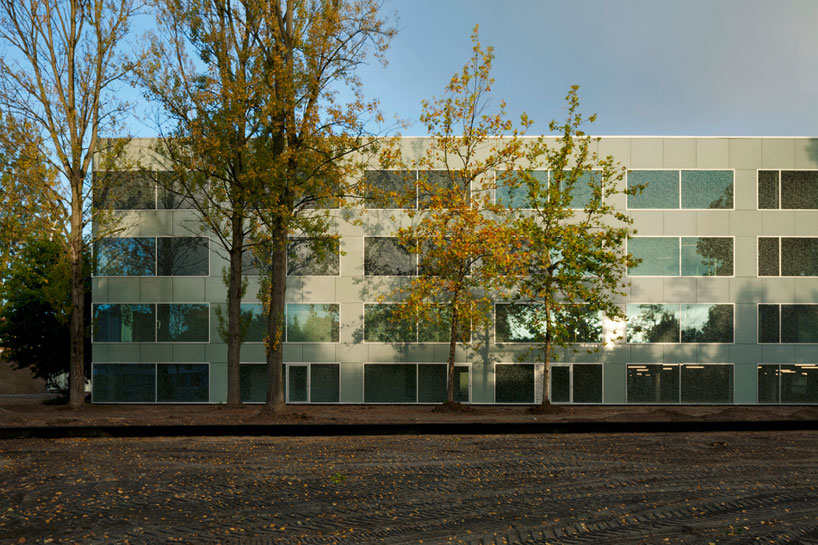 wiel arets architects campus hoogvliet designboom