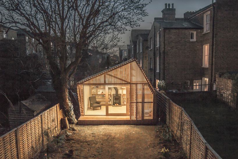 wsd architecture inserts writer's shed into uk back garden