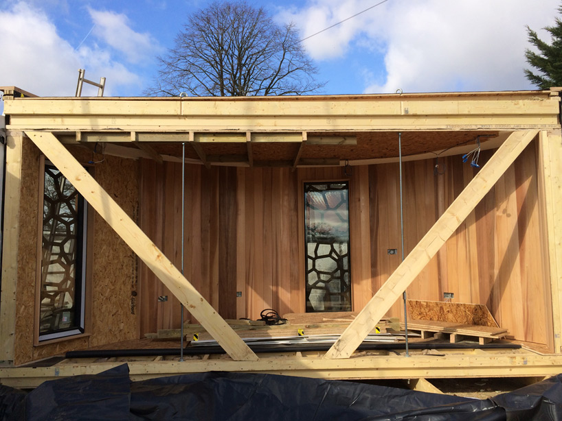 blue-forest-the-quiet-treehouse-designboom-02