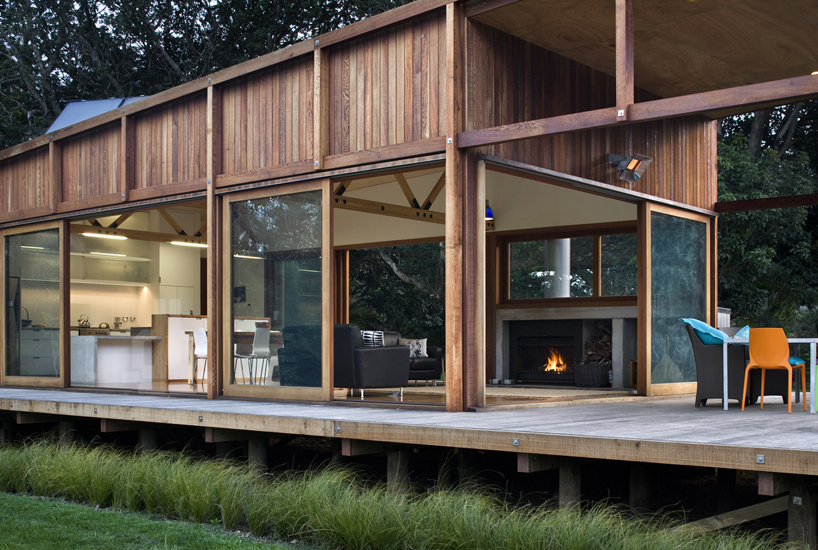 ccca_great_barrier_house_designboom03