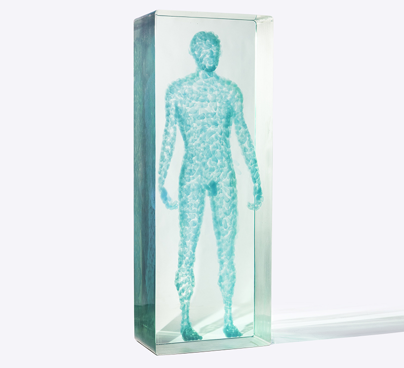 dustin-yellin-confines-collaged-figures-in-layers-of-glass-designboom-07